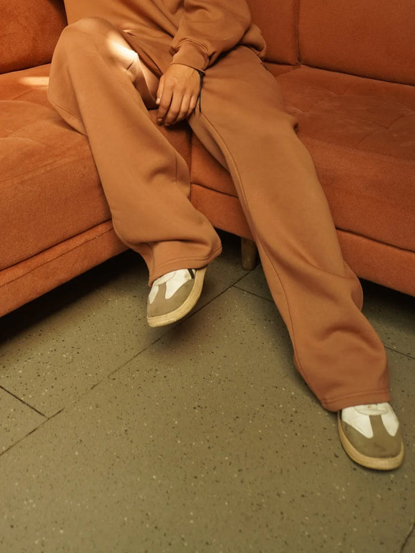 Mocha Mousse : Fat Pants For Men and Women