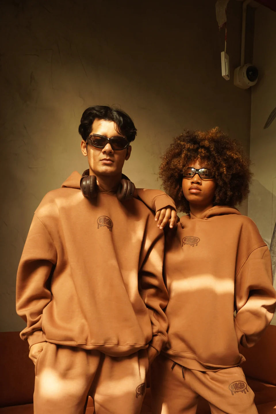 Mocha Mousse : Juicy Logo Heavyweight Baggy Hoodie For Men and Women